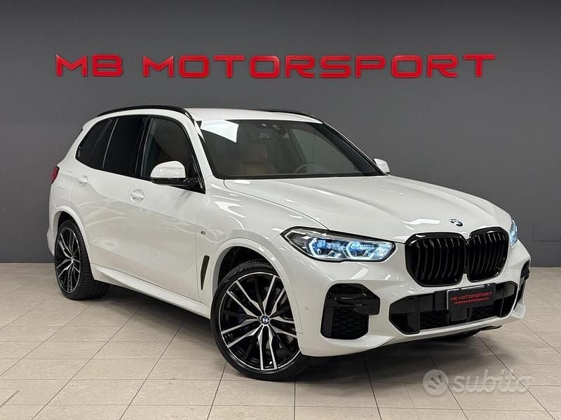 Bianco Usata 2023 BMW X5 M Sport SUV | 44.900 € (Super prezzo) - Immagine 1/4