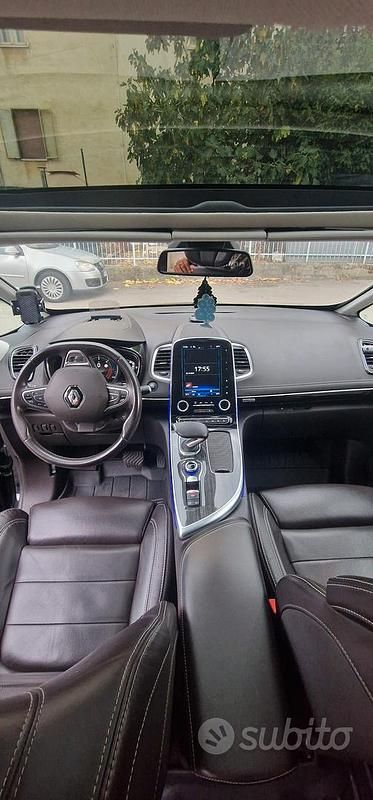 Usata Renault Espace Initiale Paris 160 CV (117 kW) 2018 Nero Monovolume