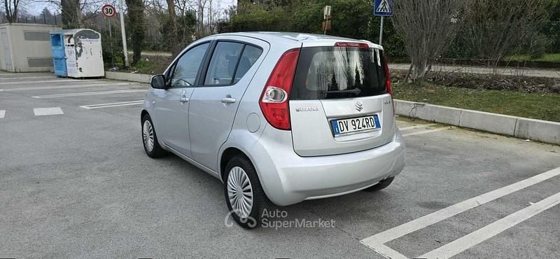 Usata Suzuki Splash GLS 65 CV (47 kW) 2009 Argento Utilitaria