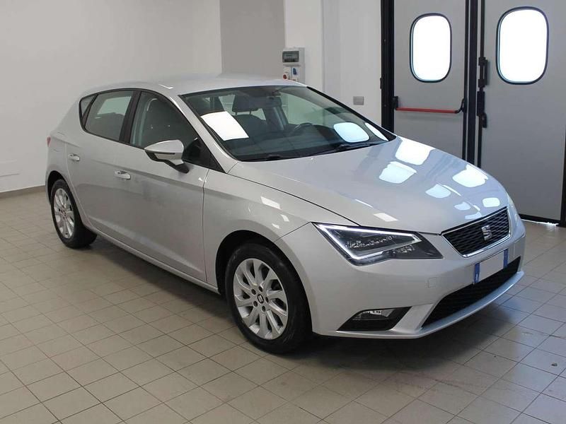 Usata Seat Leon Style 110 CV (80 kW) 2016 Argento Berlina