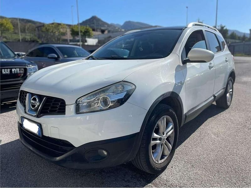Usata Nissan Qashqai +2 Tekna 110 CV (80 kW) 2010 Bianco SUV