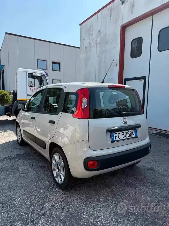 Usata Fiat Panda 95 CV (69 kW) 2016 Utilitaria