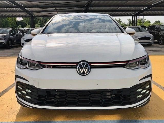 Usata VW Golf VIII GTI 244 CV (179 kW) 2021 Bianco Berlina