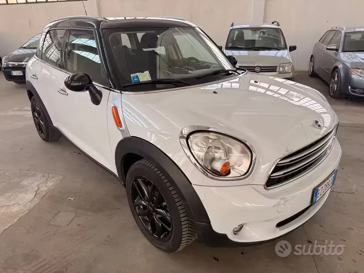 Usata Mini Cooper D Countryman 111 CV (81 kW) 2015 Bianco SUV