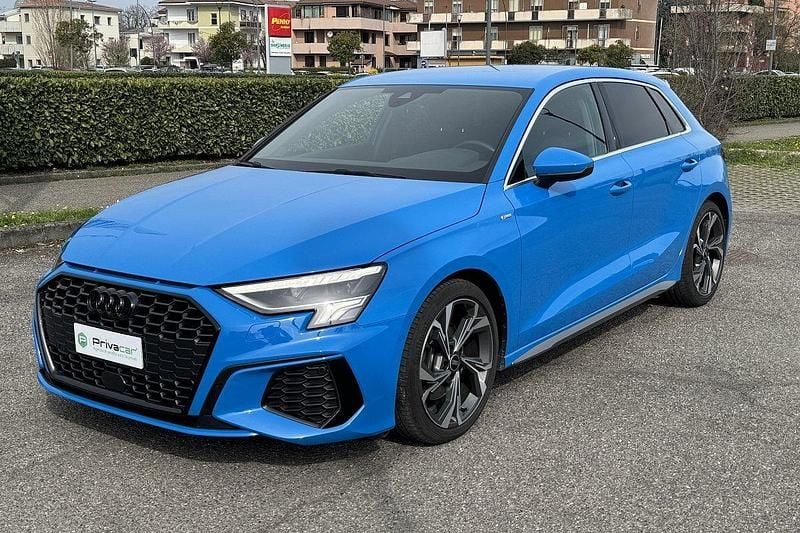 Usata Audi A3 S-Line 149 CV (109 kW) 2021 Blu Berlina