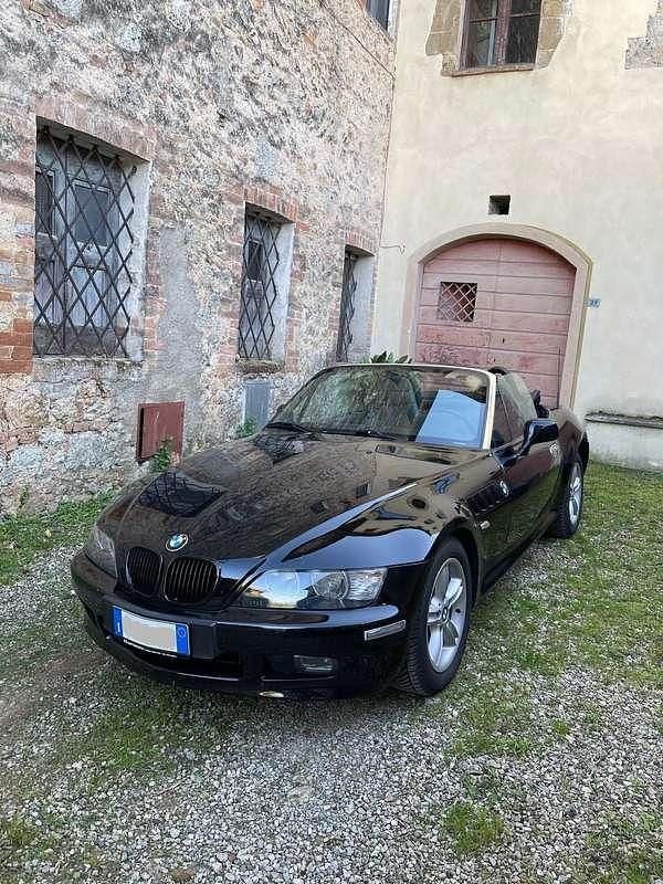 Usata BMW Z3 Efficient Dynamics 118 CV (86 kW) 2000 Nero Cabrio