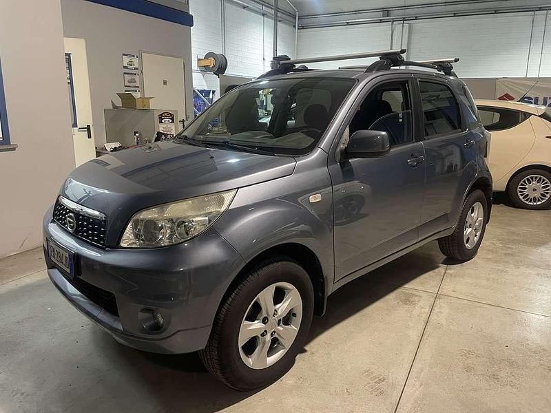 Usata Daihatsu Terios 105 CV (77 kW) 2012 SUV