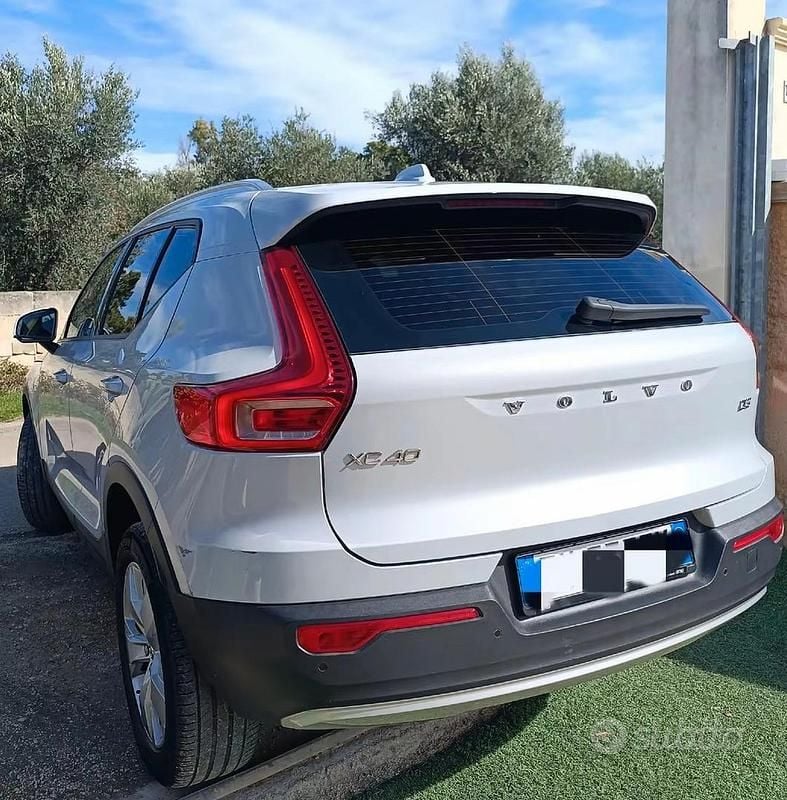 Usata Volvo XC40 150 CV (110 kW) 2019 SUV