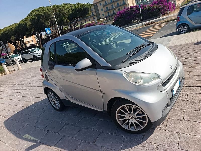 Usata 2008 Smart ForTwo Coupé Passion Due volumi | 4099 € (Buon prezzo) - Immagine 1/4