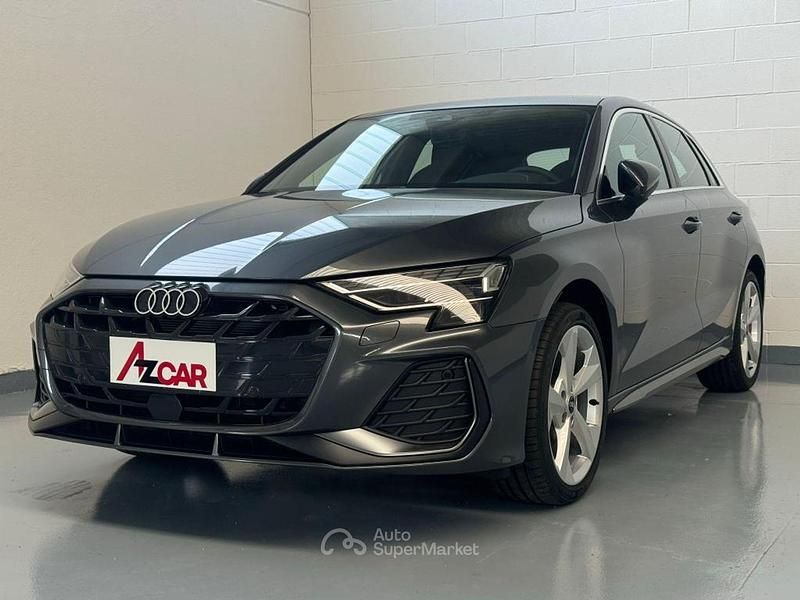 Usata Audi A3 S-Line 150 CV (110 kW) 2025 Grigio daytona Berlina