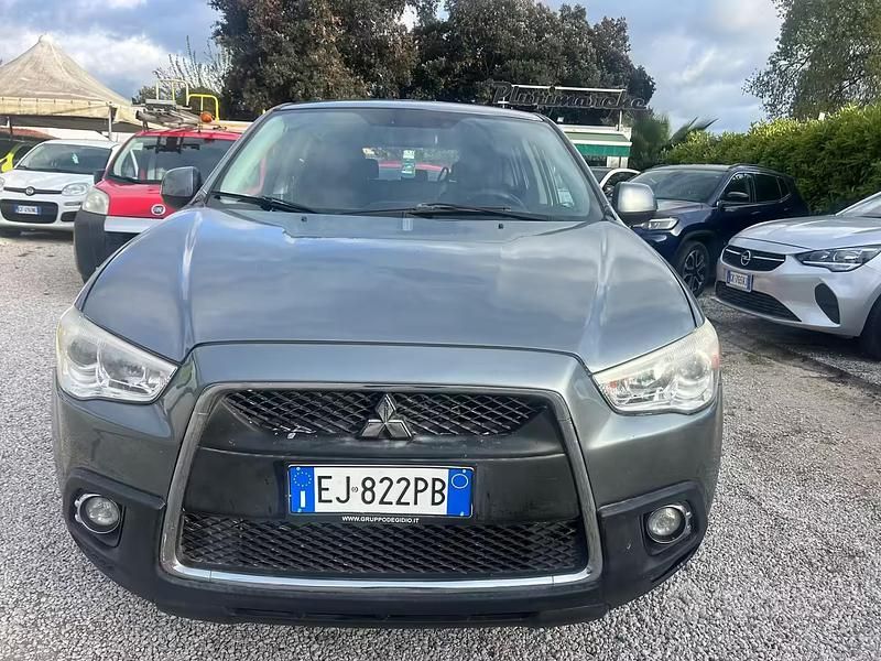 Usata Mitsubishi ASX Invite 117 CV (86 kW) 2011 Grigio SUV
