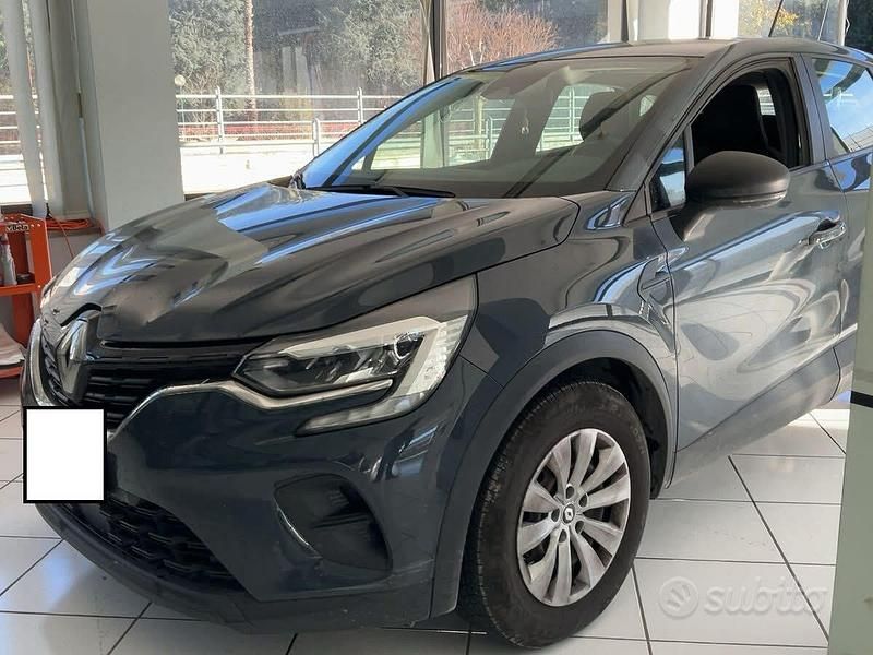 Usata Renault Captur Life 95 CV (69 kW) 2021 Blu SUV