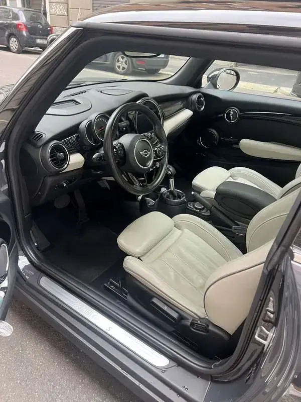 Usata Mini Cooper SD Hype 170 CV (125 kW) 2017 Utilitaria