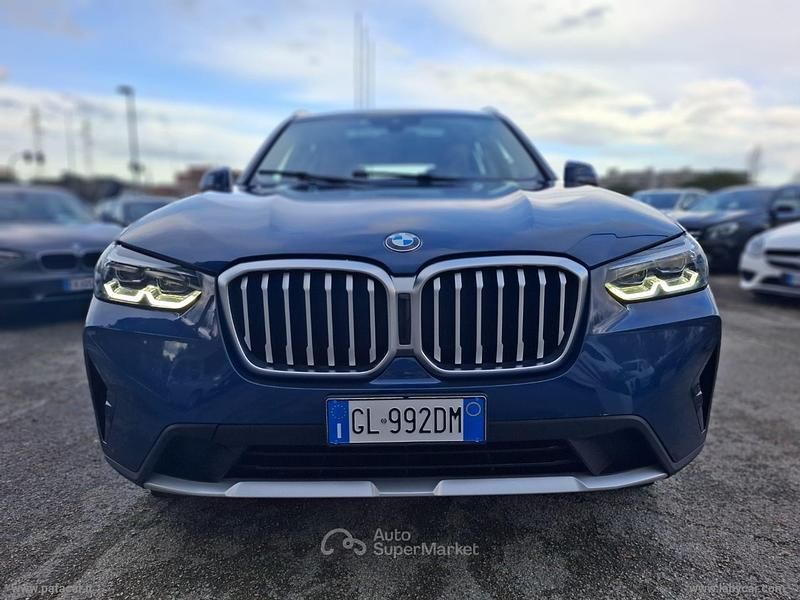 Usata BMW X3 Efficient Dynamics 190 CV (139 kW) 2022 Blu SUV