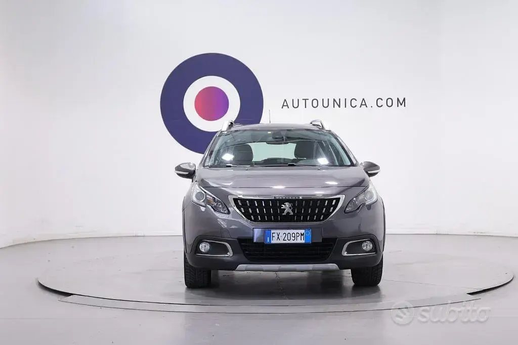 Usata Peugeot 2008 Allure 131 CV (96 kW) 2019 Grigio SUV