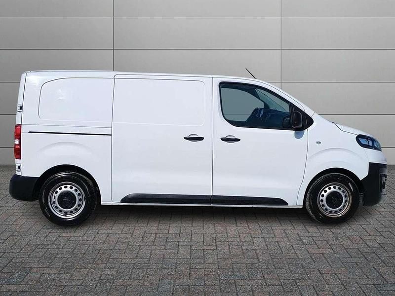 Usata Opel Vivaro Enjoy 120 CV (88 kW) 2023 Bianco Monovolume