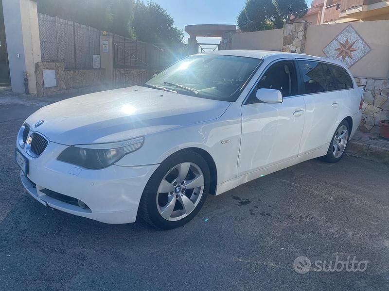 Usata BMW 525 177 CV (130 kW) 2006 Bianco Station wagon