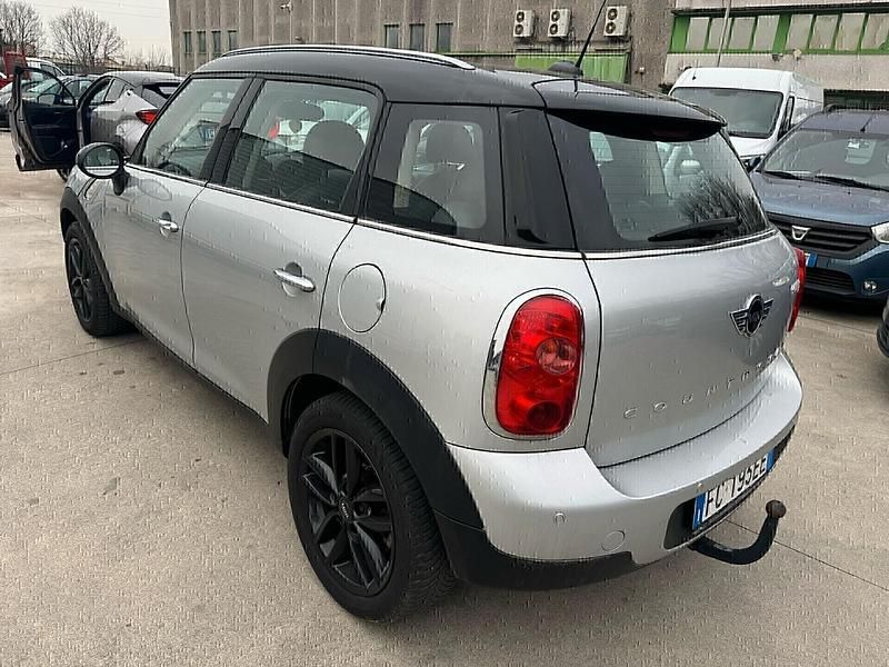 Usata Mini Cooper Countryman 111 CV (81 kW) 2015 Argento SUV