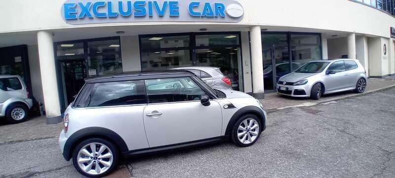 Grigio Usata 2011 Mini Cooper Due volumi | 8900 € (Molto cara) - Immagine 1/4