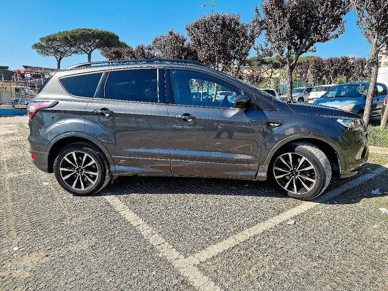 Usata Ford Kuga ST-Line 120 CV (88 kW) 2017 SUV