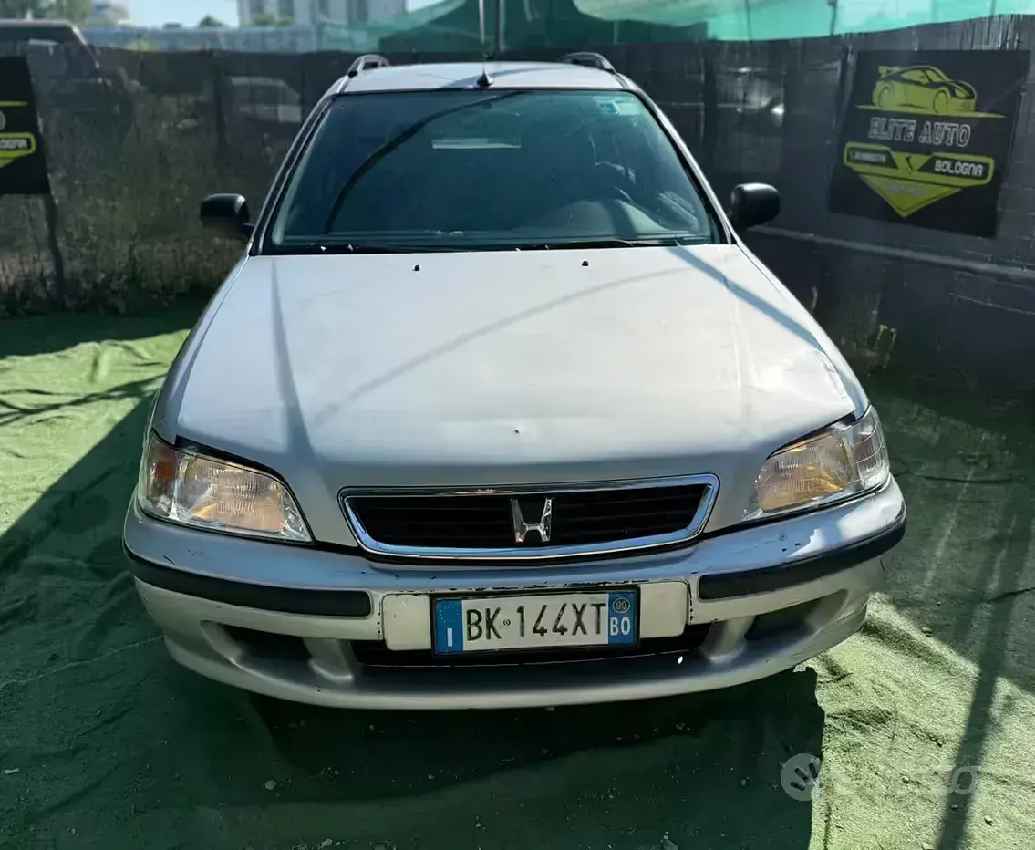 Usata Honda Civic 90 CV (66 kW) 2000 Grigio Station wagon