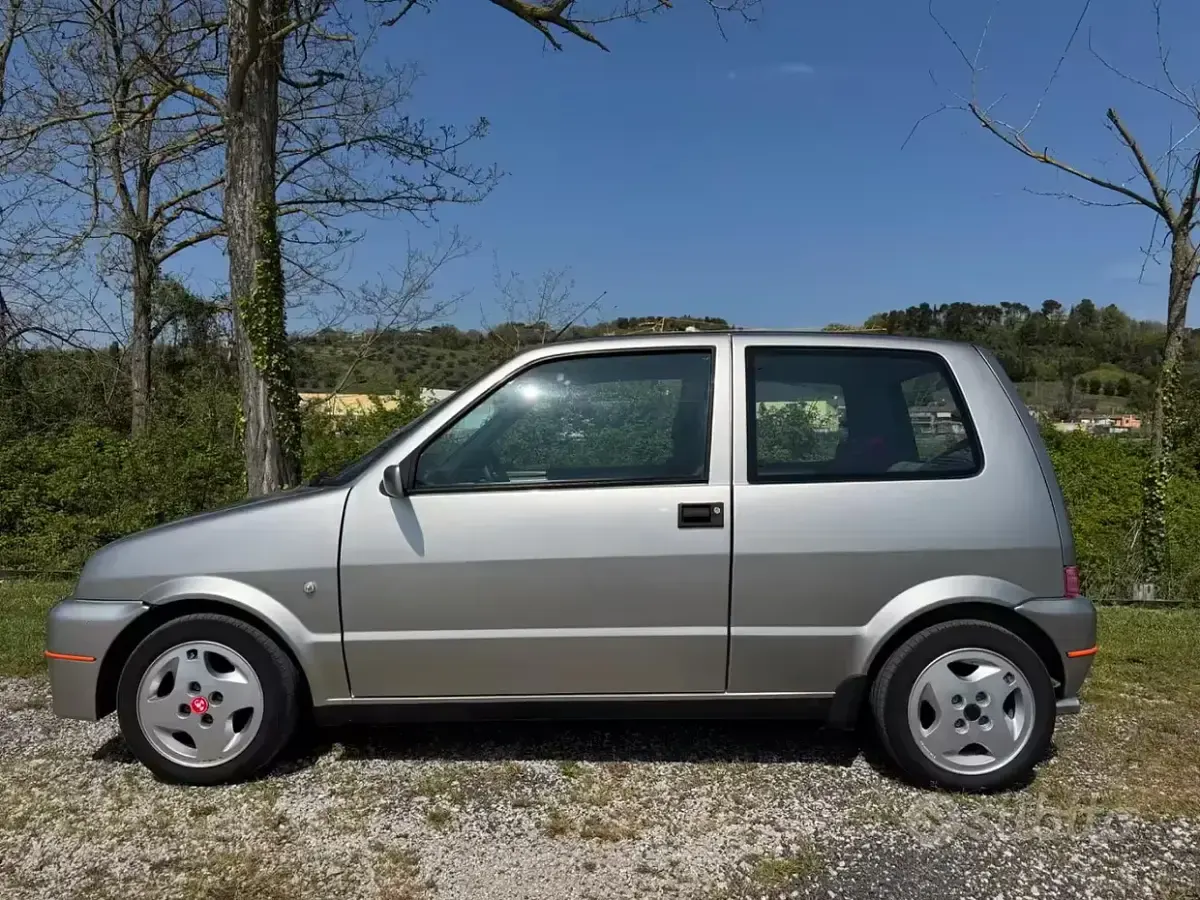 Usata Fiat Cinquecento 54 CV (39 kW) 1997 Grigio Utilitaria
