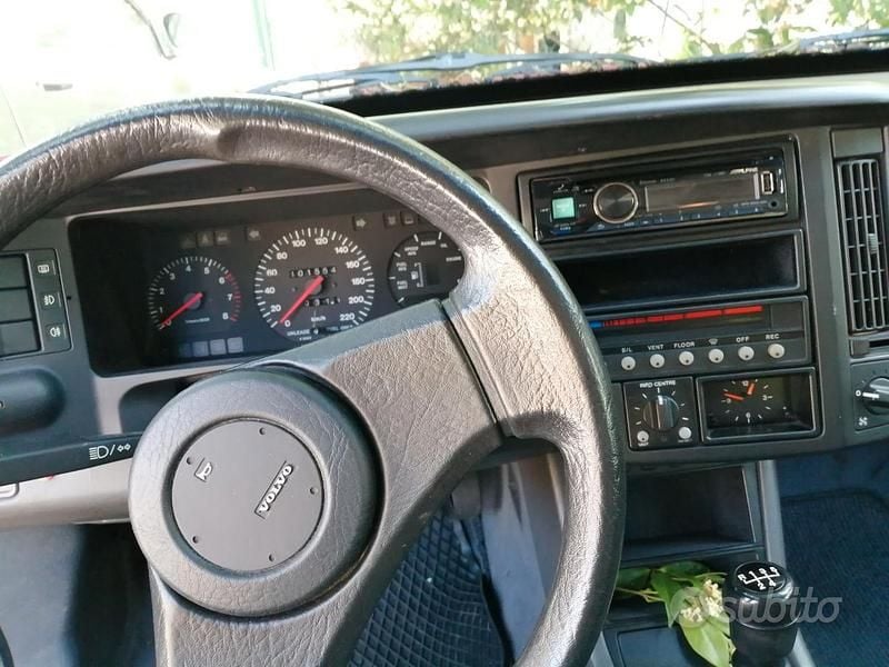 Usata Volvo 480 102 CV (75 kW) 1990 Rosso Coupé