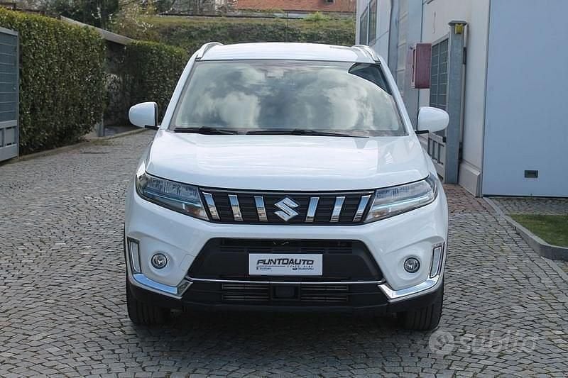 Usata Suzuki Vitara Cool 129 CV (94 kW) 2023 Bianco SUV