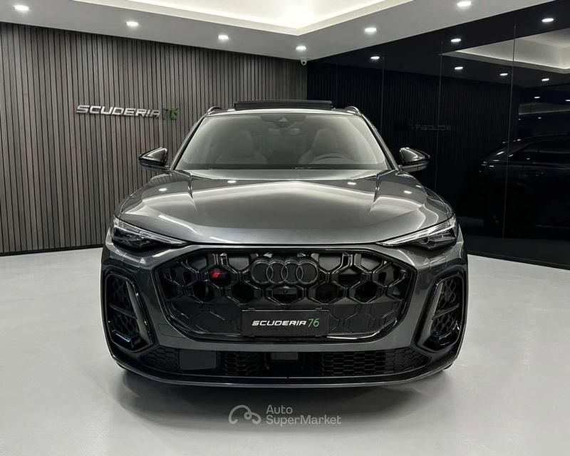 Nuova Audi SQ5 Sportback Sport 367 CV (269 kW) 2025 Grigio tambora metallizzato SUV