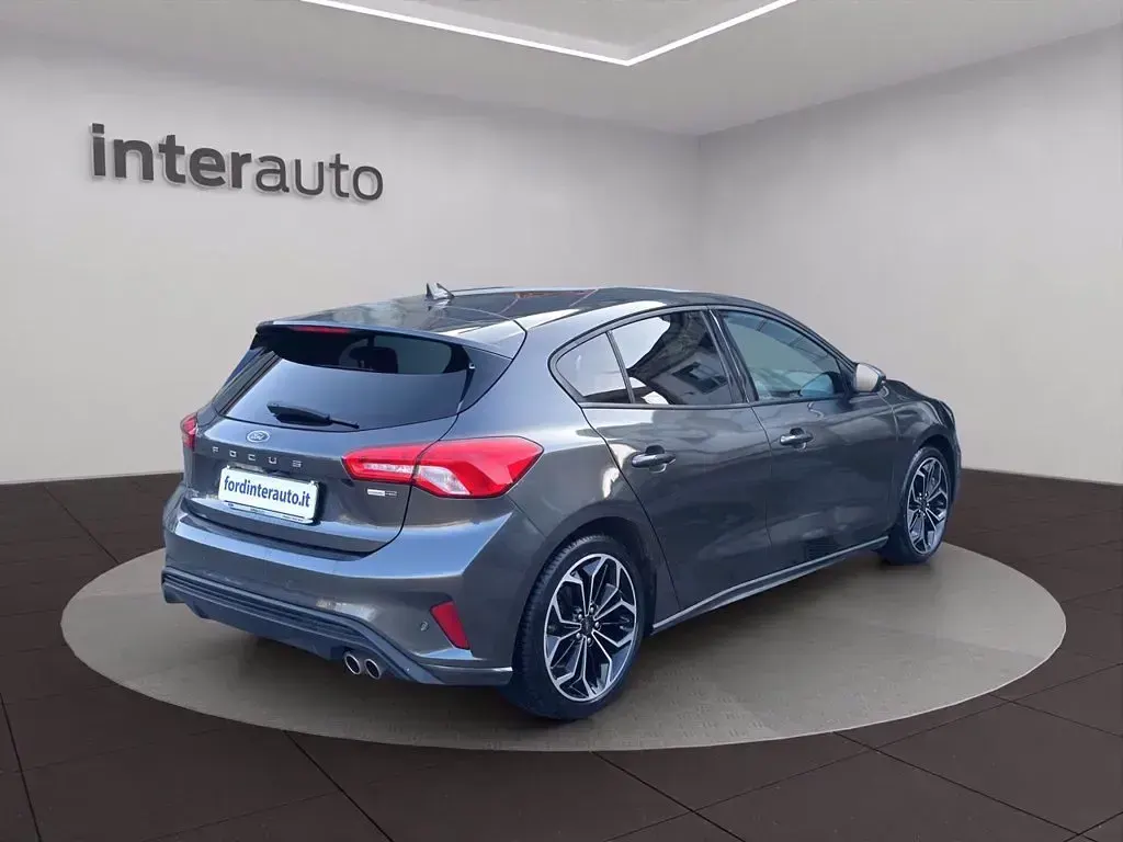 Occasion Ford Focus ST-Line 125 PK (91 kW) 2021 Grijs Sedan