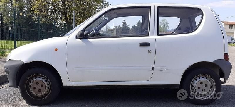 Usata Fiat Seicento 39 CV (28 kW) 1999 Bianco Utilitaria