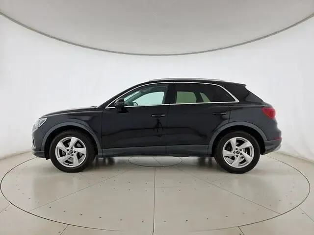 Usata Audi Q3 Advanced 150 CV (110 kW) 2025 Nero mito metallizzato SUV