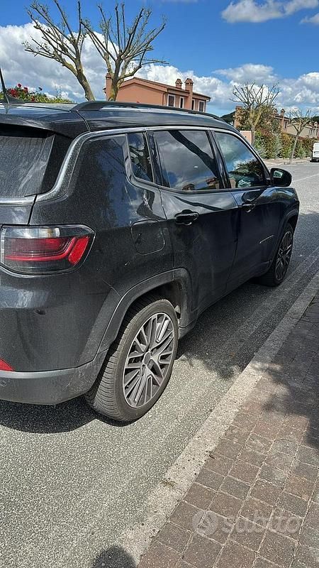 Usata Jeep Compass 131 CV (96 kW) 2021 Nero SUV