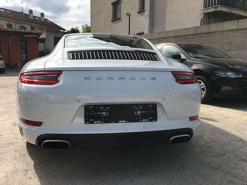 Usata Porsche 911 Carrera 370 CV (272 kW) 2018 Perlato Coupé