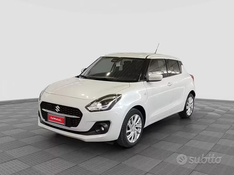Usata Suzuki Swift 83 CV (61 kW) 2021 Bianco Utilitaria