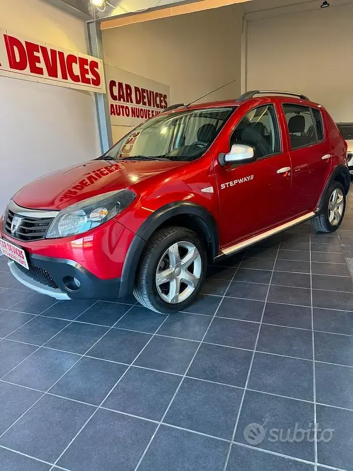 Usata Dacia Sandero Stepway 88 CV (64 kW) 2012 Rosso Berlina
