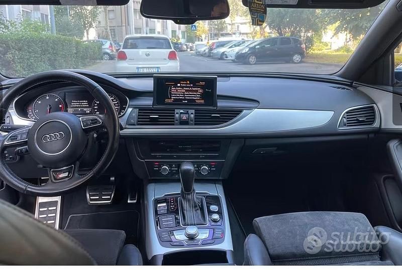 Usata Audi A6 Business 190 CV (139 kW) 2015 Blu/azzurro Station wagon