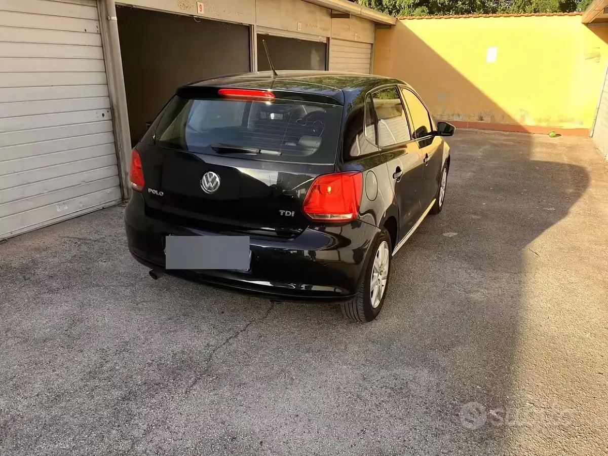 Usata VW Polo 90 CV (66 kW) 2011 Nero Utilitaria