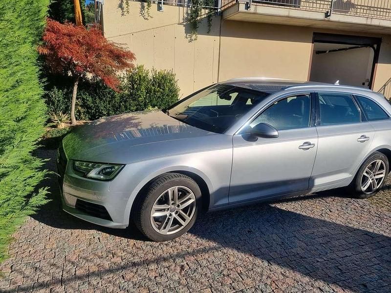 Usata Audi A4 150 CV (110 kW) 2018 Argento Station wagon