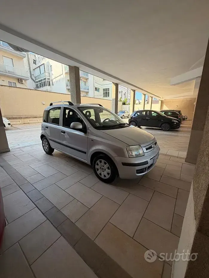 Usata Fiat Panda Dynamic 60 CV (44 kW) 2010 Grigio Utilitaria
