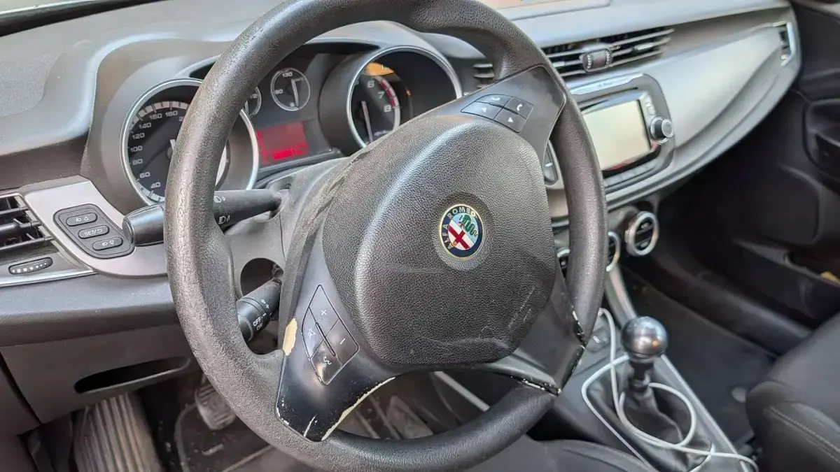 Usata Alfa Romeo Giulietta 105 CV (77 kW) 2015 Grigio Utilitaria