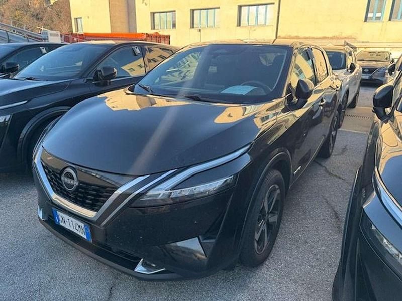 Nero Usata 2023 Nissan Qashqai SUV | 24.900 € (Ottimo prezzo) - Immagine 1/4