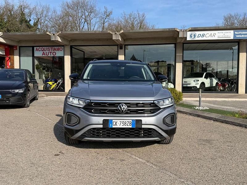 Usata VW T-Roc Life 150 CV (110 kW) 2022 Argento / tetto nero SUV