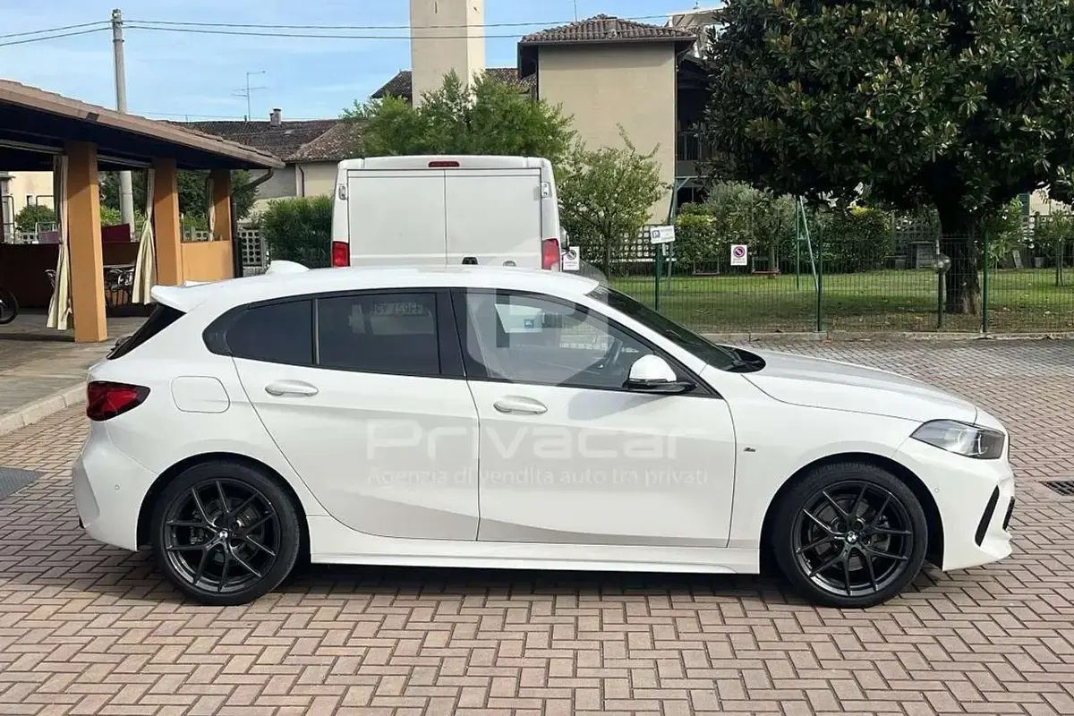 Usata BMW 118 M Sport 150 CV (110 kW) 2021 Bianco Utilitaria