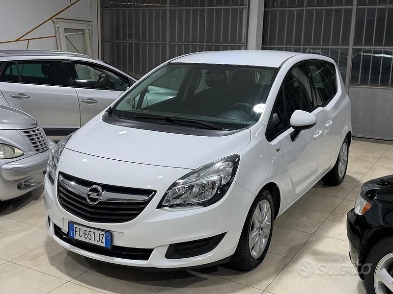 Usata Opel Meriva Cosmo 120 CV (88 kW) 2017 Monovolume