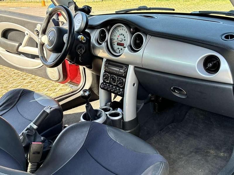 Usata Mini Cooper 116 CV (85 kW) 2005 Utilitaria