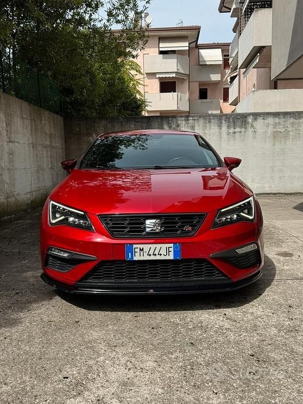 Usata 2018 Seat Leon FR Tre volumi | 15.000 € (Molto cara) - Immagine 1/4