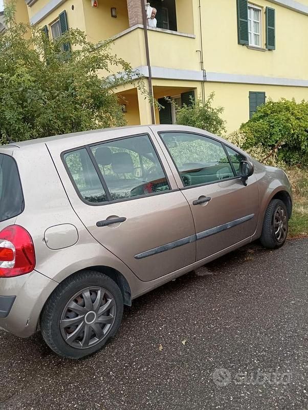 Usata Renault Modus 75 CV (55 kW) 2009 Monovolume