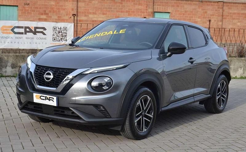 Grigio Usata 2024 Nissan Juke N-Connecta SUV | 20.990 € (Buon prezzo) - Immagine 1/4