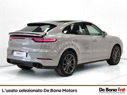 Grigio Usata 2019 Porsche Cayenne Turbo S SUV | 86.490 € (Buon prezzo) - Immagine 1/4